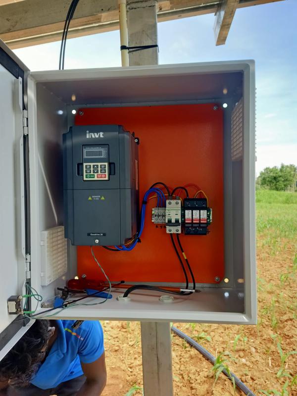 utl brand solar system install