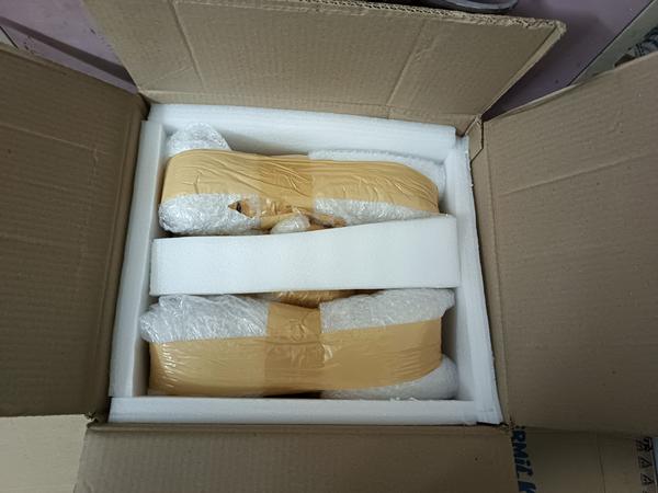 international document courier