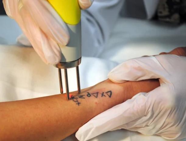 tattoo session