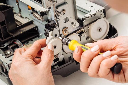 empty cartridge removal