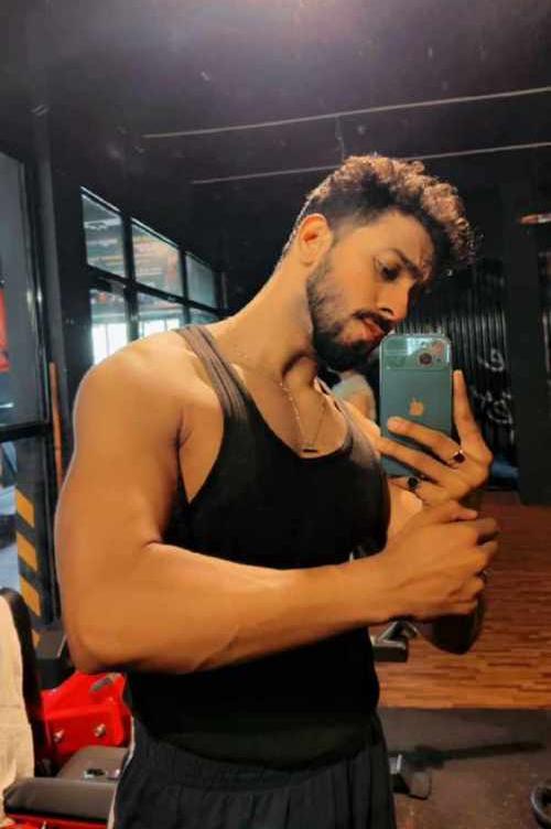 #maletomale #bodymassage #kolkataspa#mas