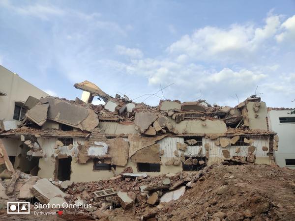 paris karappakam demolition se