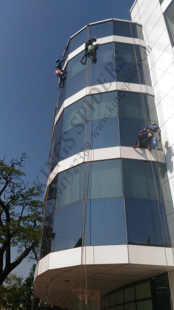 rope access facade cleaning ch