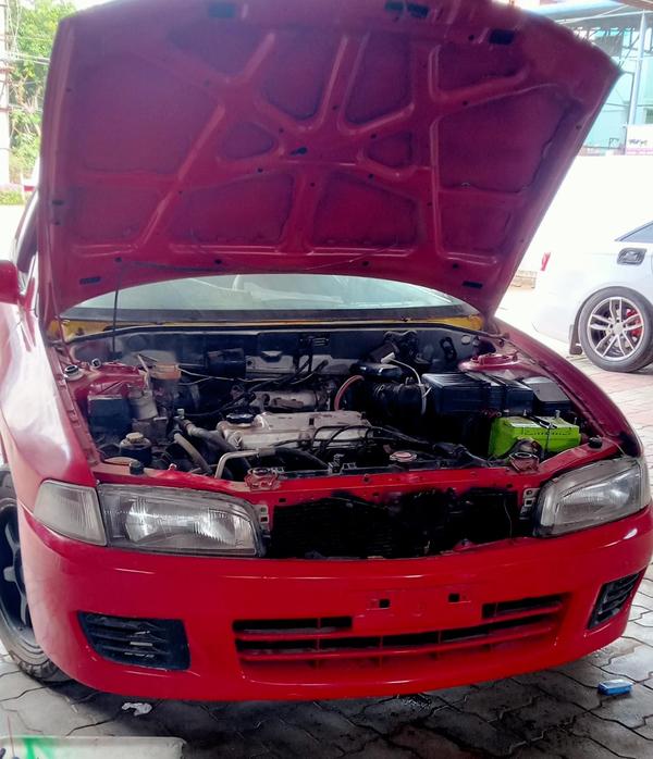 mitsubishi lancer