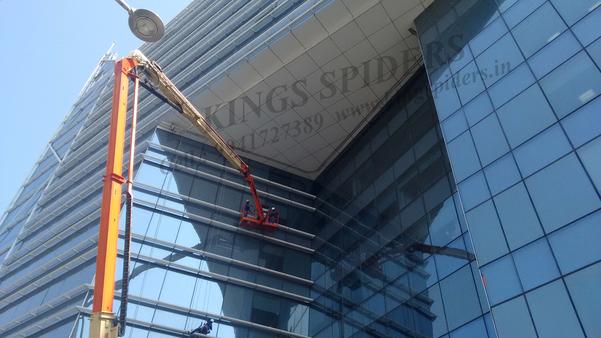 boom lifting work in erode