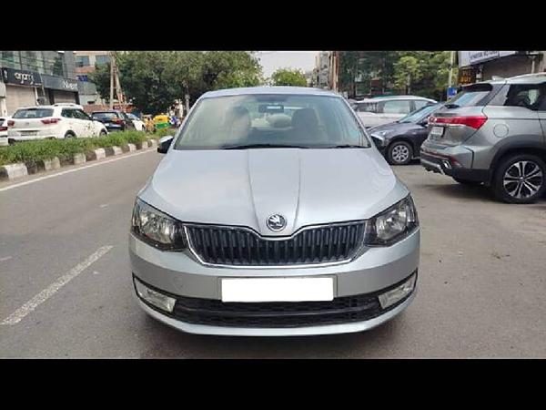 skoda rapid elegance