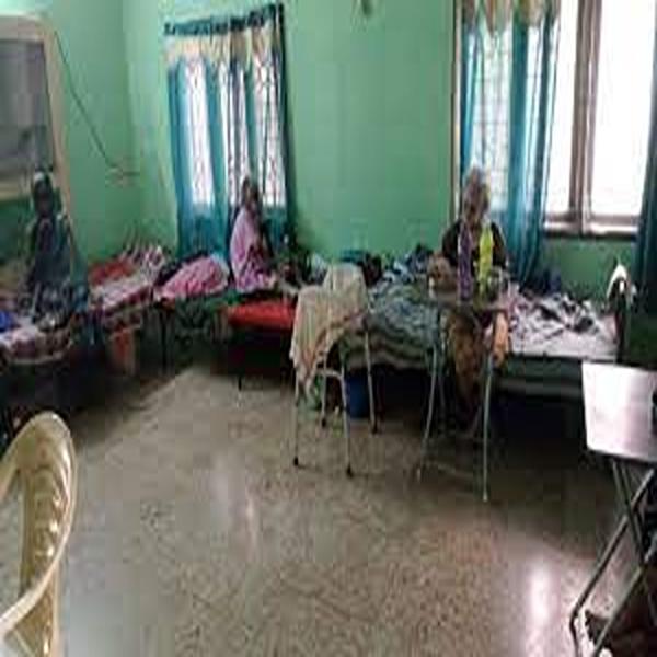 comfortable senior living near