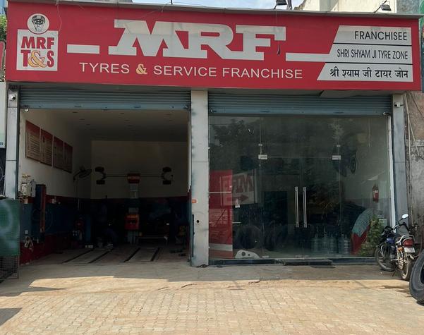 luxury car tyre dealer