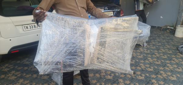 nearby vehicle packers