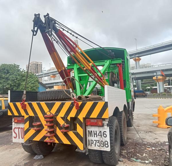 largest towing service