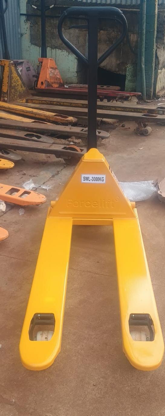 hand pallet trucks
