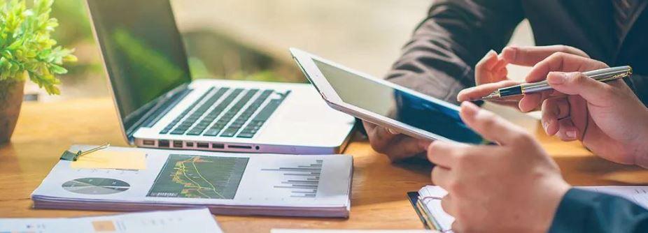 minimizing financial risks