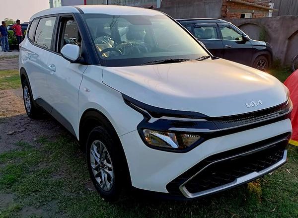 taxi in paschim vihar Delhi