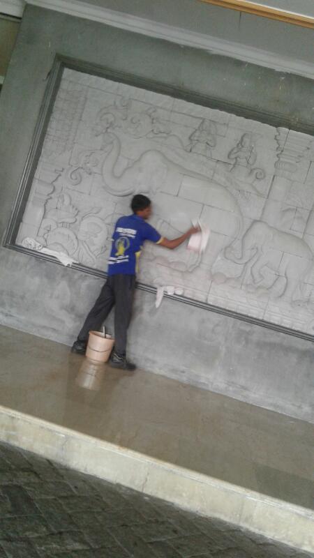 wall 20cracking 20work 20in 20