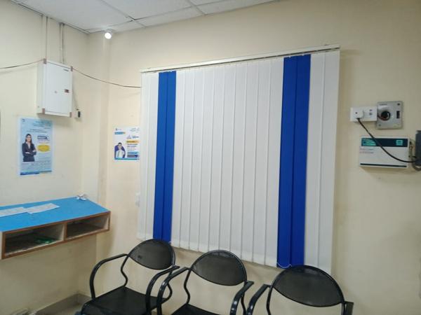 vertical blinds showroom near