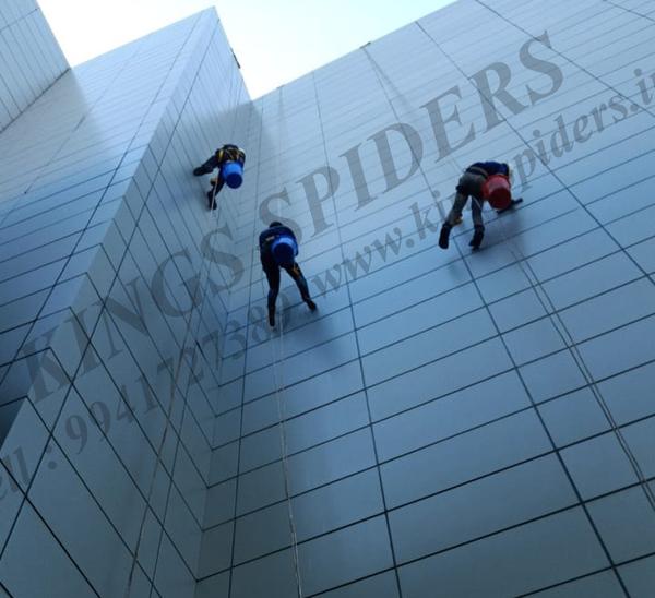 facade access system