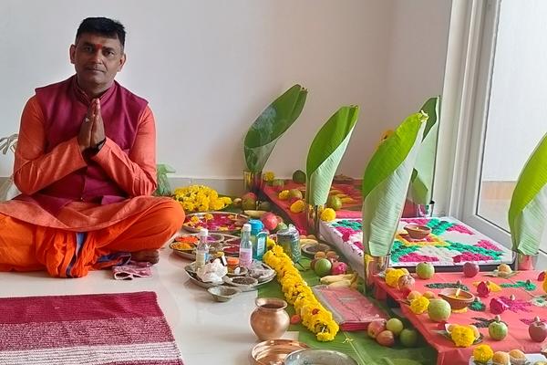 Pandit in Bangalore
Griha pra