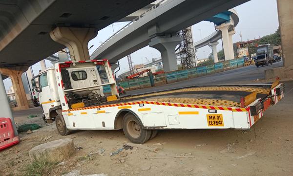 24 hour vehicle recovery and t