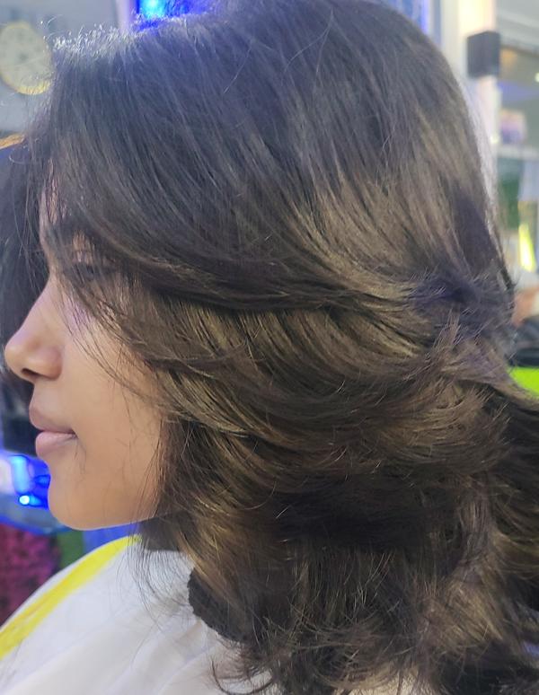 best ladies salon in Hadapsar 
best ladi