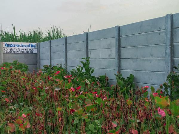 rcc precast compound wall vals