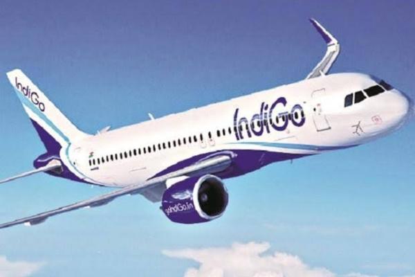 travel booking and airline tic