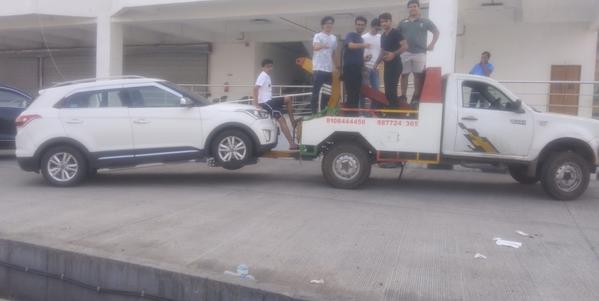 We at Towing Service provides 