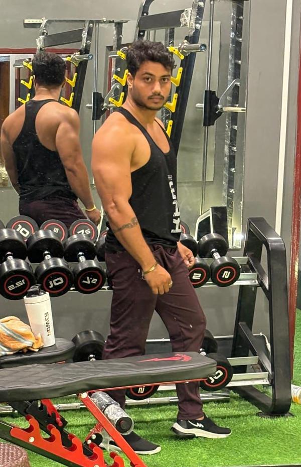 body massage near me any where in Kolkat