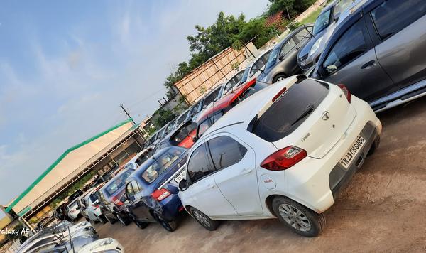 used vehicle in available