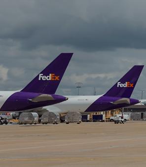 FedEx International Courier Bo
