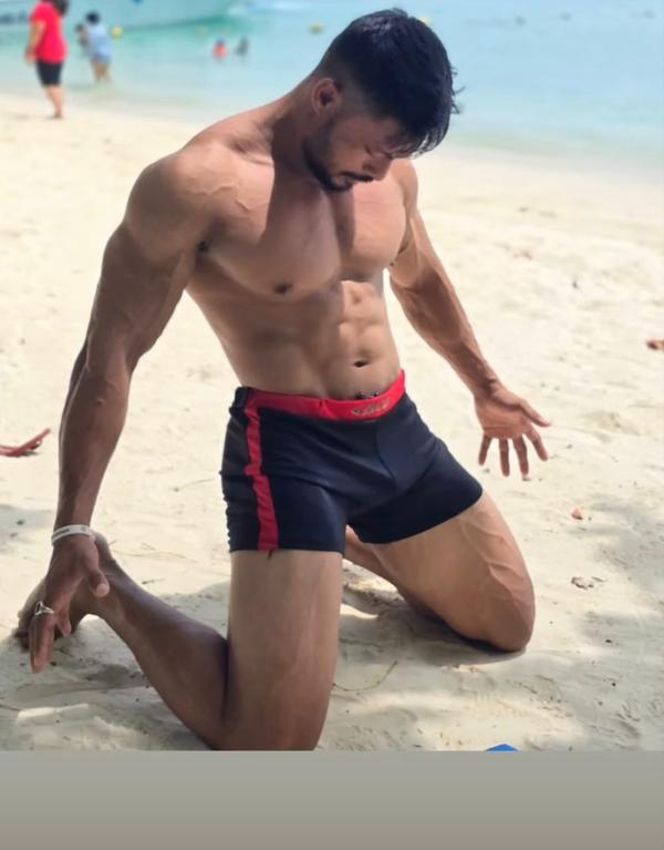 Kolkata best men to men body massage cen