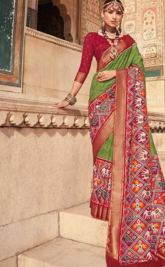 Saree Craftsmanship Karna