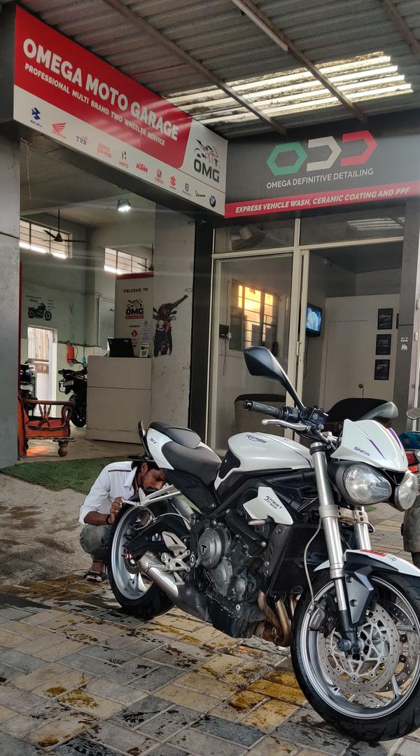 triumph street triple