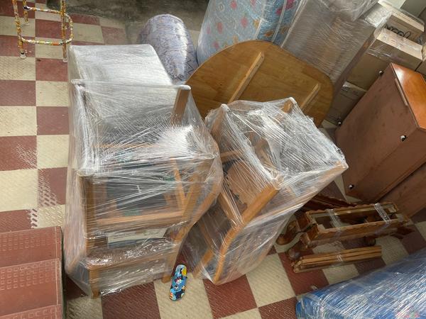 secure packing and punctual de