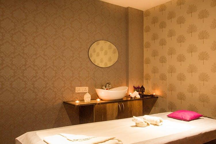 Female to male spa in kondhwa pune Welco