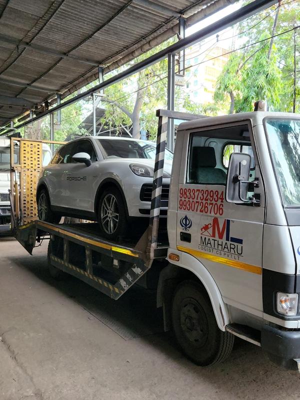  Towing service is professiona