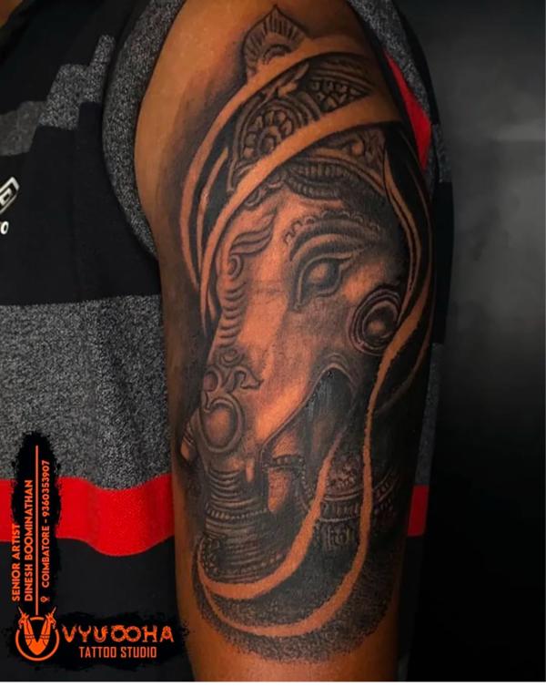 Vyuoohatattoostudio Inked with