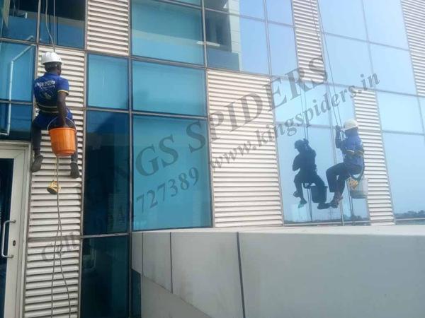 window washing service in chen