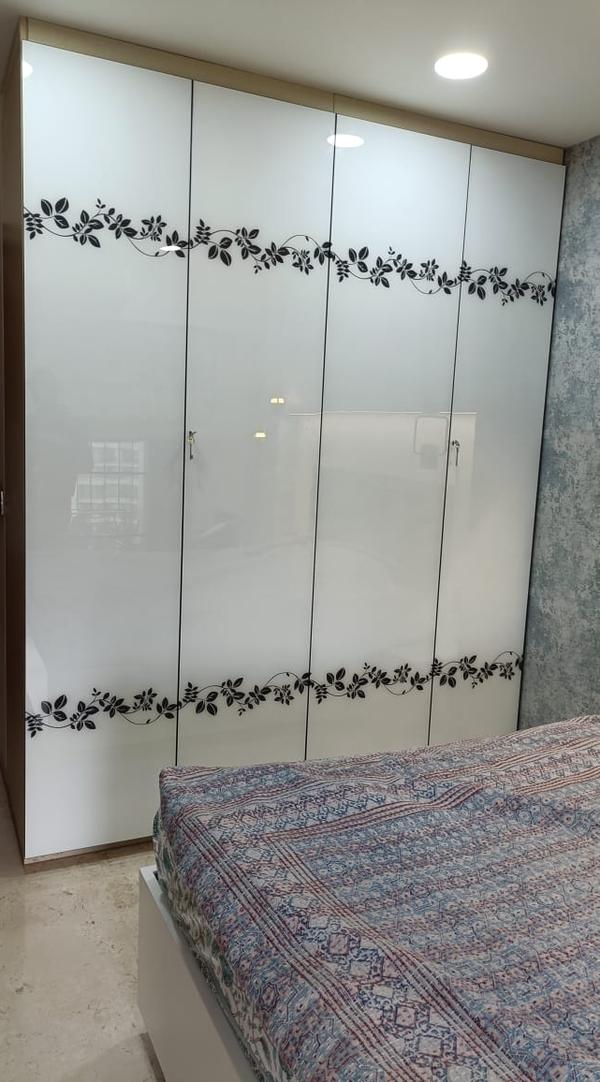 backpainted glass
