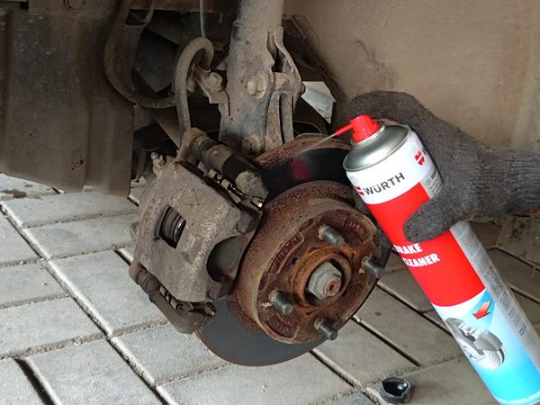 vehicle repair workshop