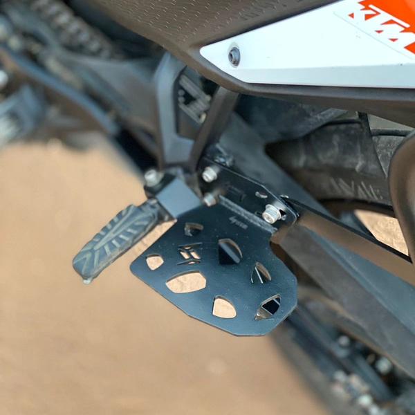 hand pillion footrest