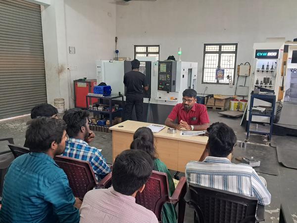 Workshop for college stud