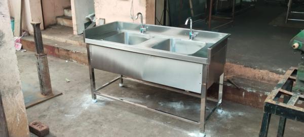 SS Two Sink Unit For Hotels, Restaurants, Canteens