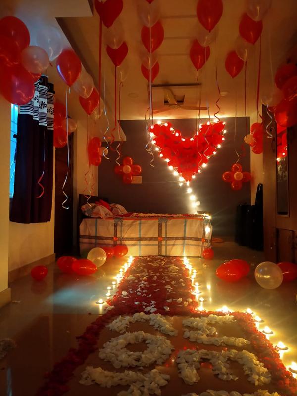 enchanting balloon decor