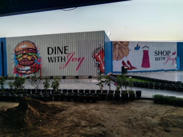 Vinyl Wraping #signage#printingwe specialize in