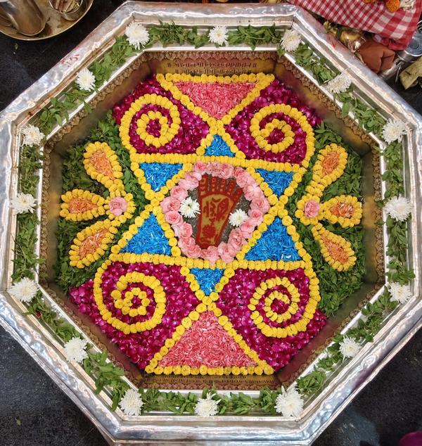 Gaya ji pandit 9852878651