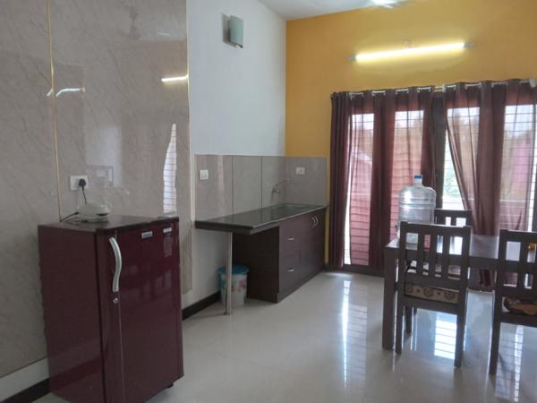thiruvanaikoil hotels near att
