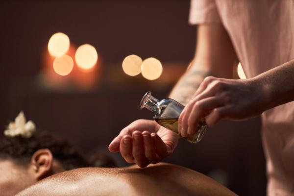 Aroma Therapy in Hyderabad – Awaken Your