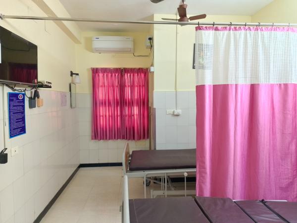 hospital curtains and tracks n
