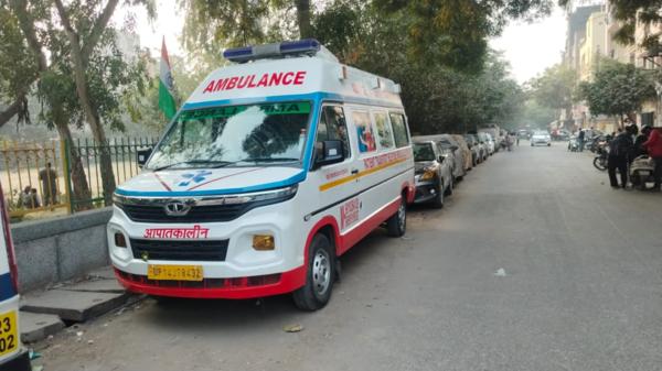 dead body ambulance services c