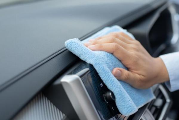 hold shattered glass